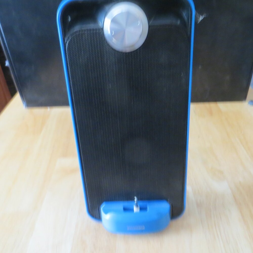 Sylvania Portable Phone Speaker, For MP3 Players w/Headphone Jack, SJI105, Blue